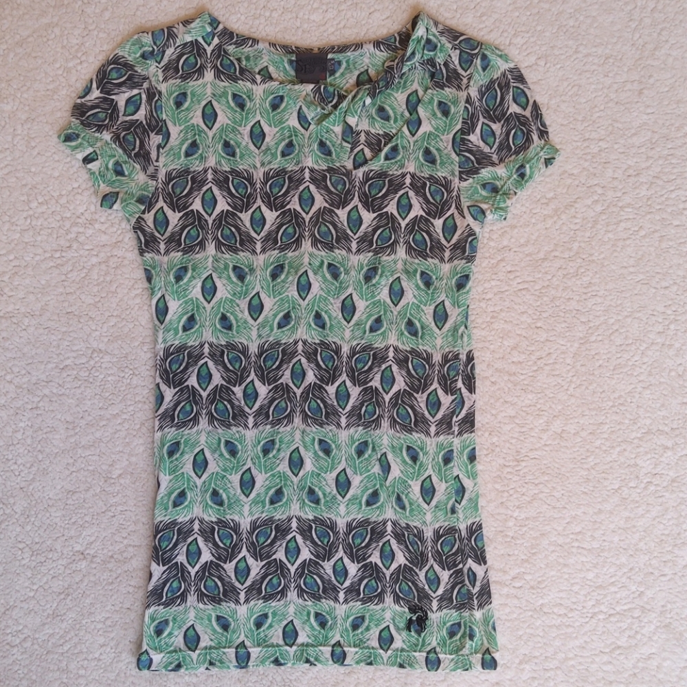 🦚 Southern Thread Peacock Top 🦚
